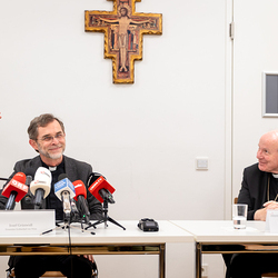 Pressekonferenz zur Ernennung des Erzbischofs